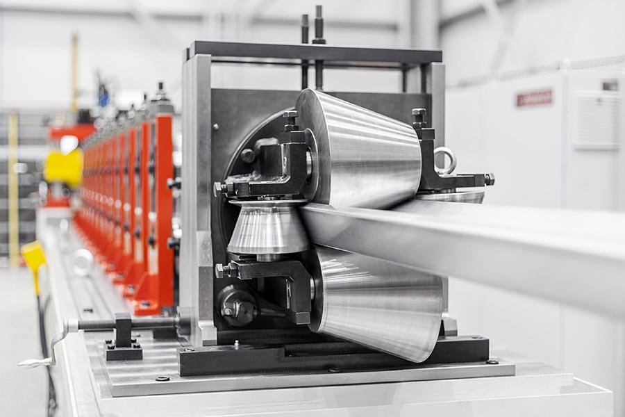 Rusya\'da Roll Form Ürünlerinin Lojistik ve Depolama Çözümlerindeki Kullanımı